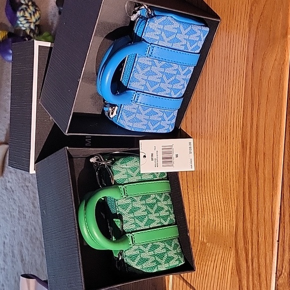 New in box: MK micro duffle keyfob/bag charm - Picture 3 of 4